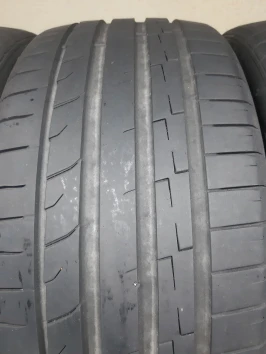235/40 R18 235/40 R18