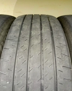 225/60 R18 Bridgestone Alenza H/L 33 225/60 R18 Bridgestone Alenza H/L 33