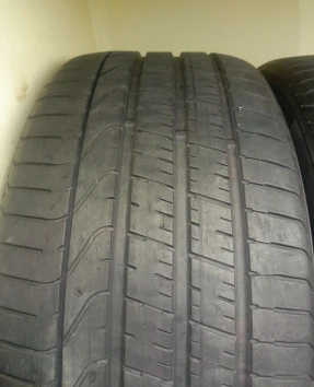 275/35 R20 Pirelli PZero