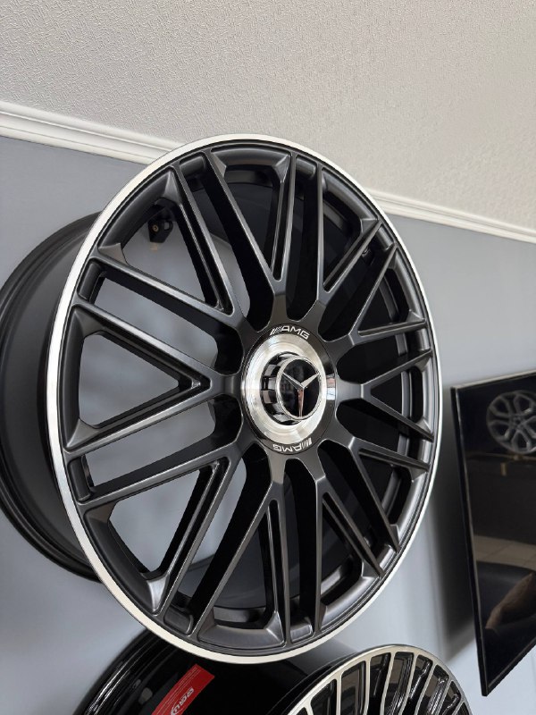 RGW 10 x 21 5 * 112 ET: 42 Dia 66.6 Matte Black Lip