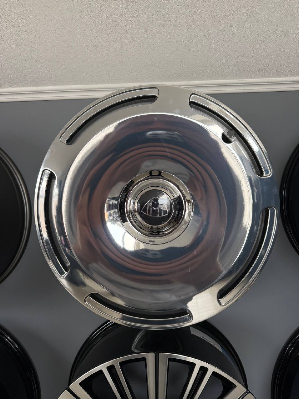 RGW 10 x 21 5 * 112 ET: 40 Dia 66.6 polished