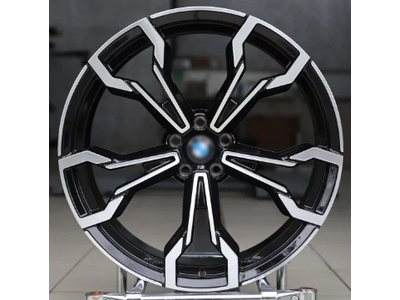 Forged 765M 9,5x21 5*112 Et:37 Dia:66,6 Gloss Black Face