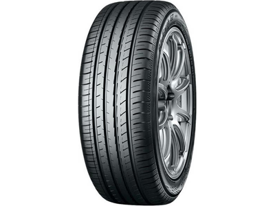 235/55 R18 100V Yokohama BluEarth-GT AE51